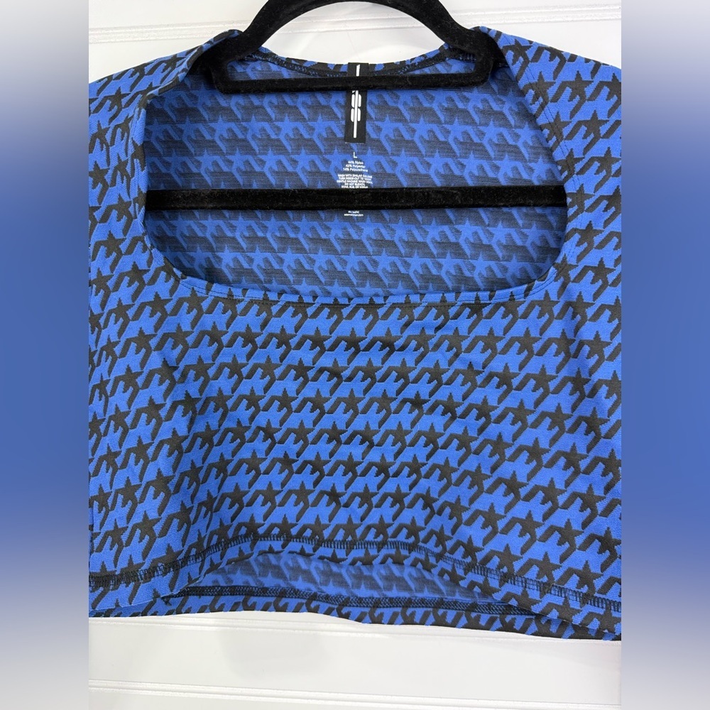 Adam Selman Sport Blue Houndstooth Crop workout long sleeved bra Top. Size Large - Picture 4 of 6
